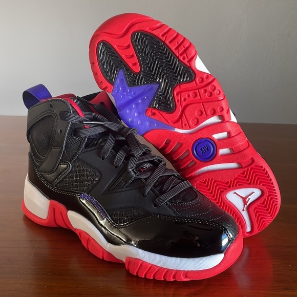 Jordan Jumpman Two Trey Size 7Y Shoes DQ8431-001 (Black/Red)